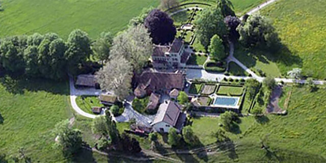 Maison de Maître et ensemble agricole à Echichens, Vaud