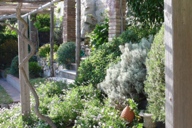 Restauration d’un jardin en terrasses, Italie