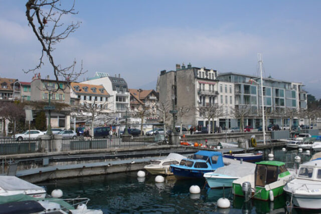 Immeuble commercial et résidentiel à Vevey, Vaud